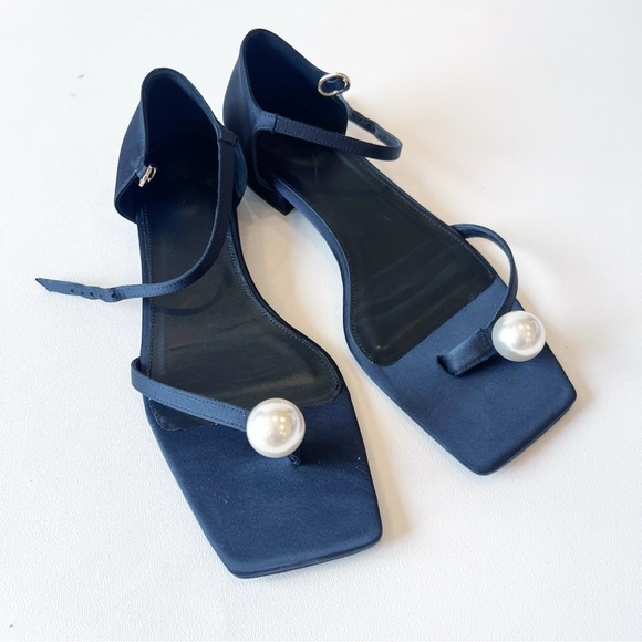 Toteme Pearl Embellished Black Satin Sandals 40 - Picture 5 of 12